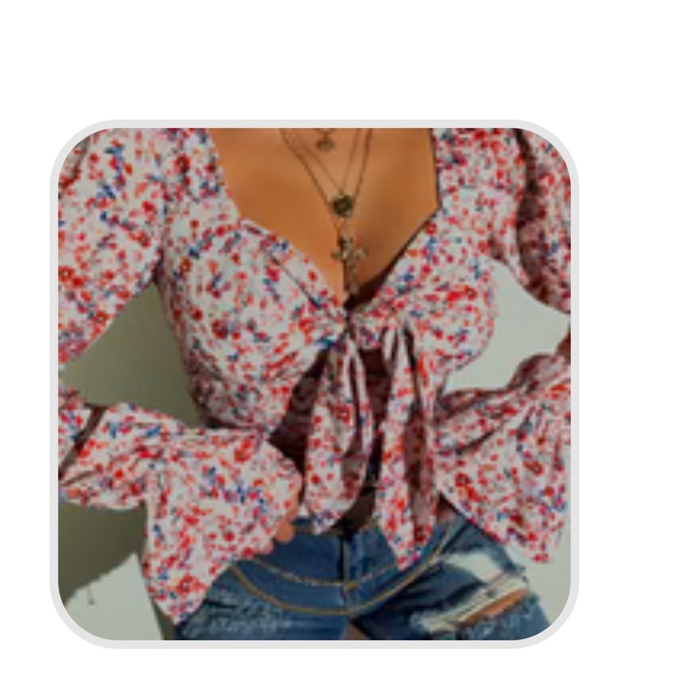 Miss Lola Floral Women's Top